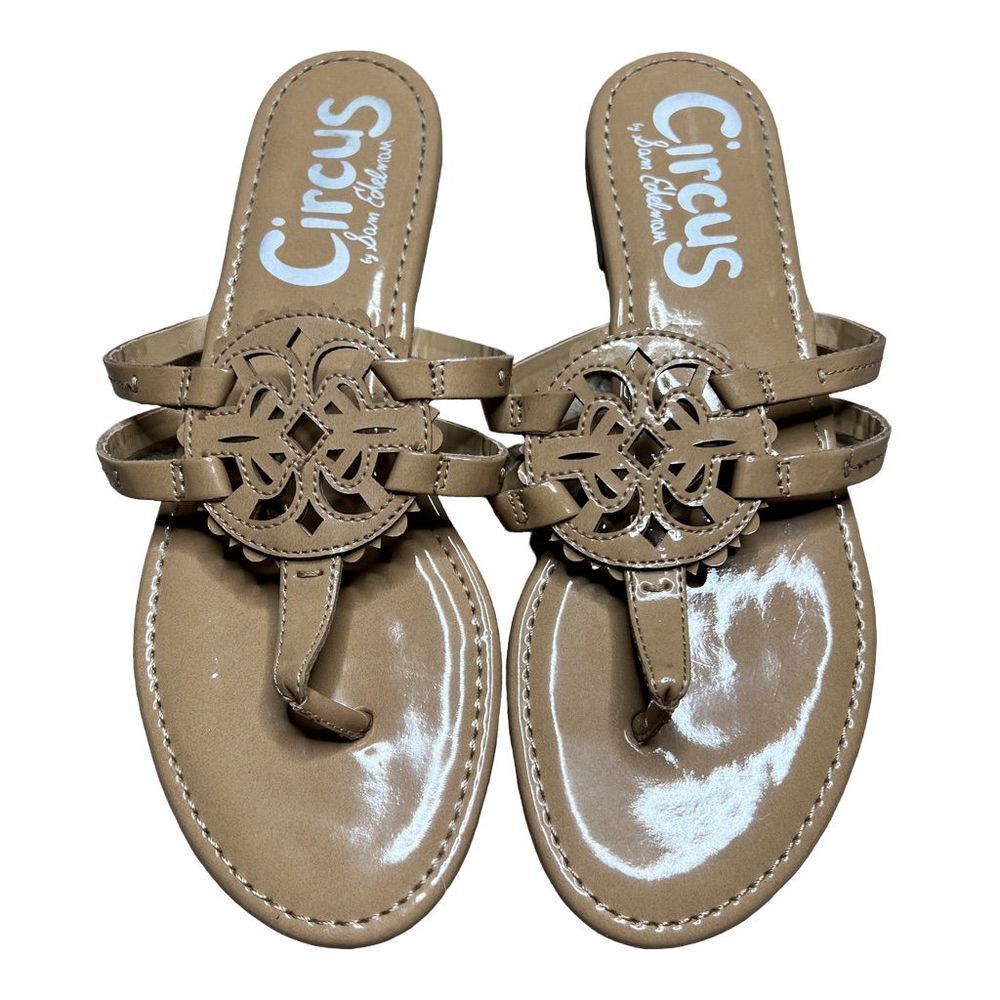 Circus by Sam Edelman Canyon Medallion Flat Sandals - size 10